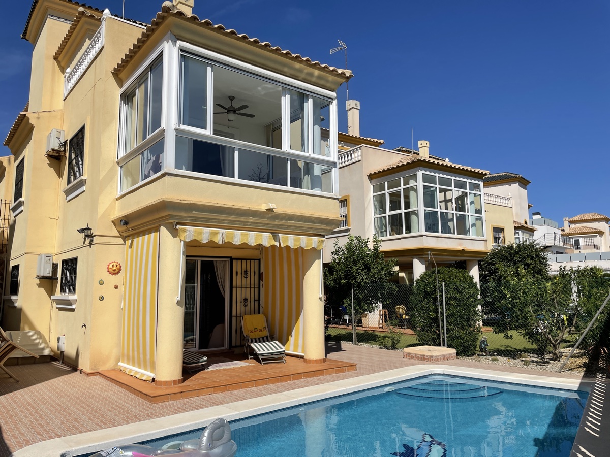 For sale: 4 bedroom apartment / flat in Los Dolses, Costa Blanca